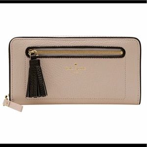 Kate spade tassel wallet